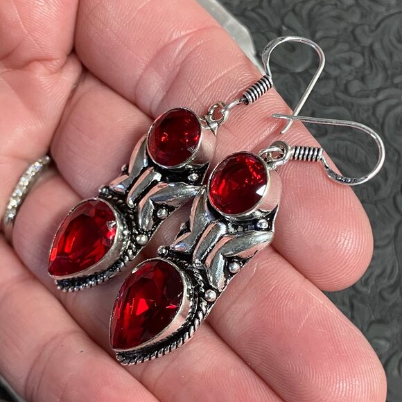Faceted Garnet Butterfly Earrings Crystal Stone Jewelry - Picture 4 of 6